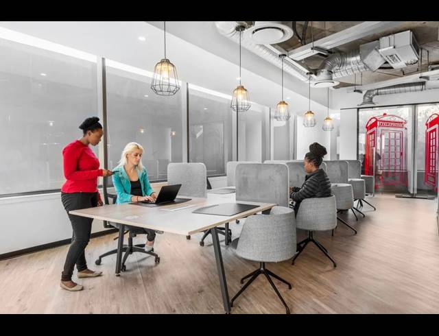 25M² OFFICE TO LET IN WATERFALL